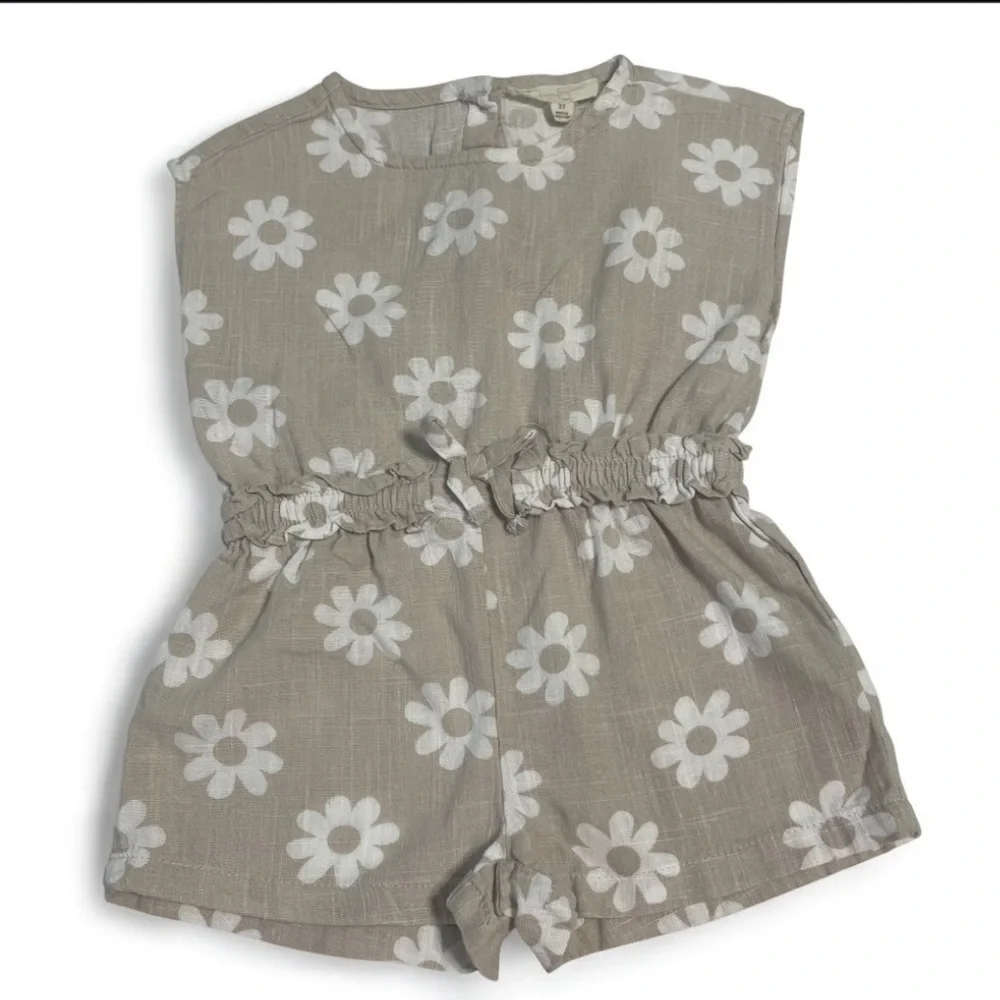 Jessica Simpson Gray Floral Girls Romper